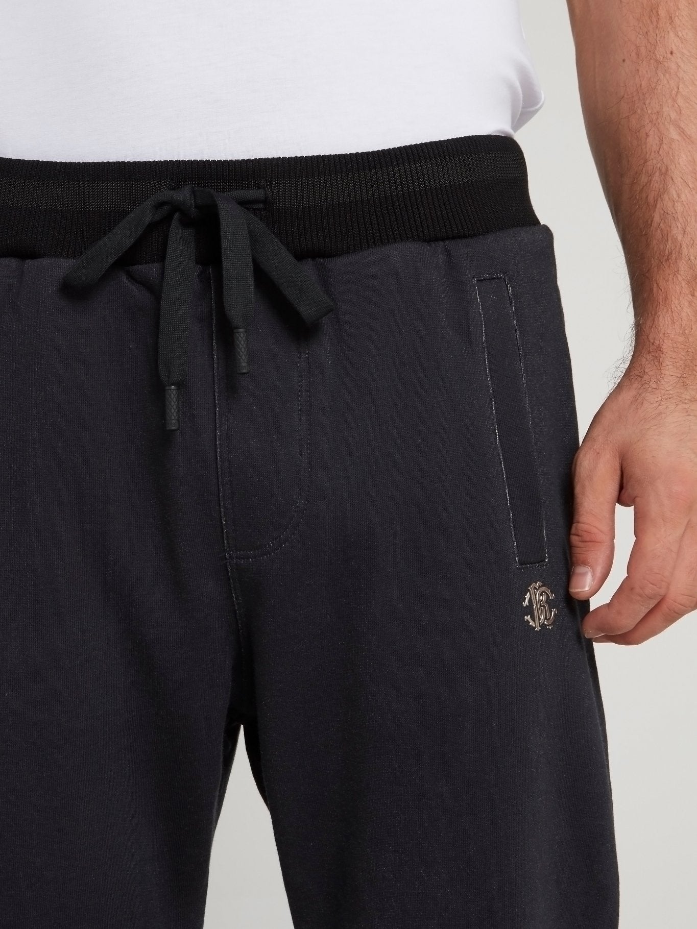 Черные брюки с леопардовым принтом