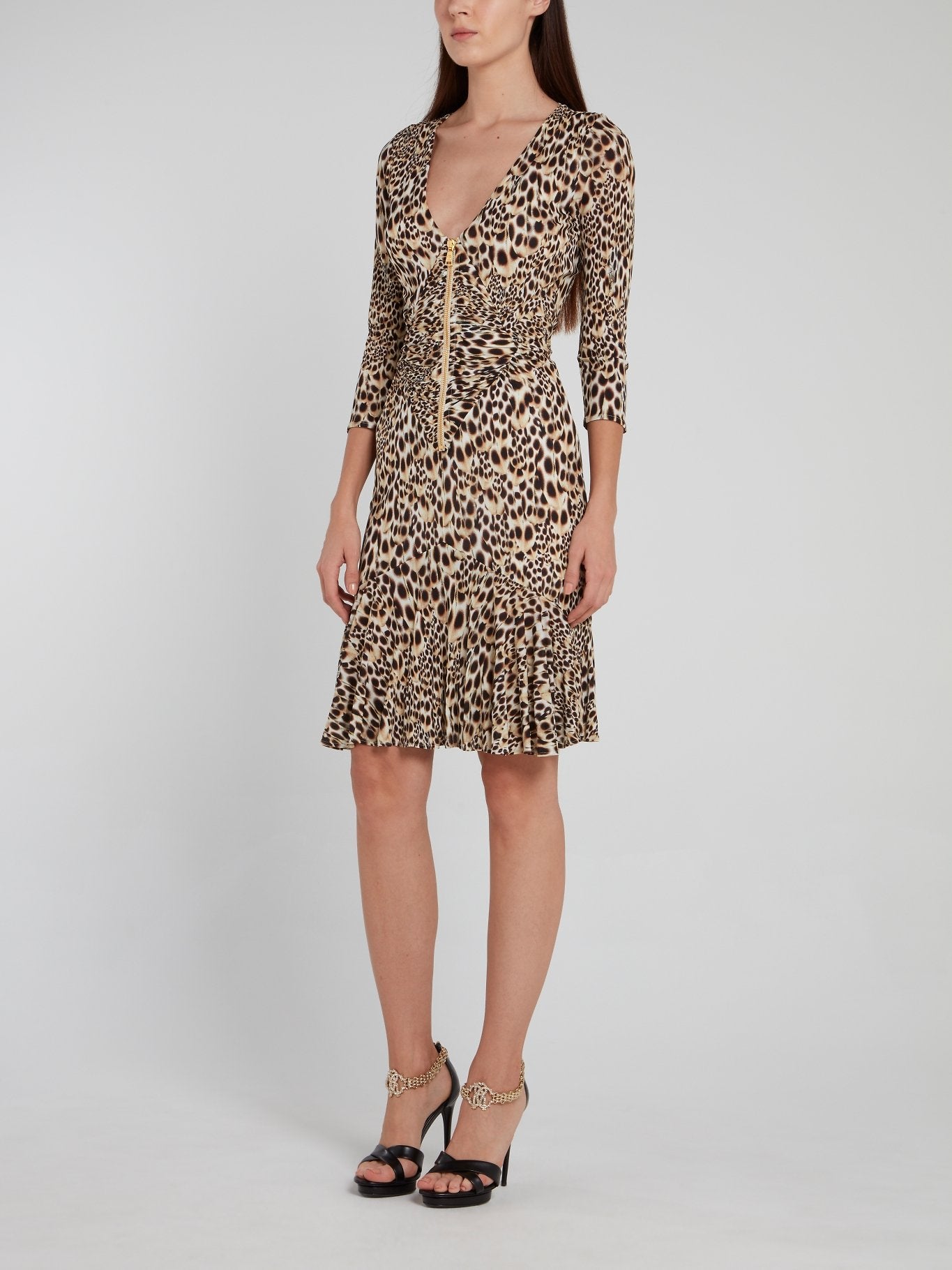 Платье с леопардовым принтом и оборками