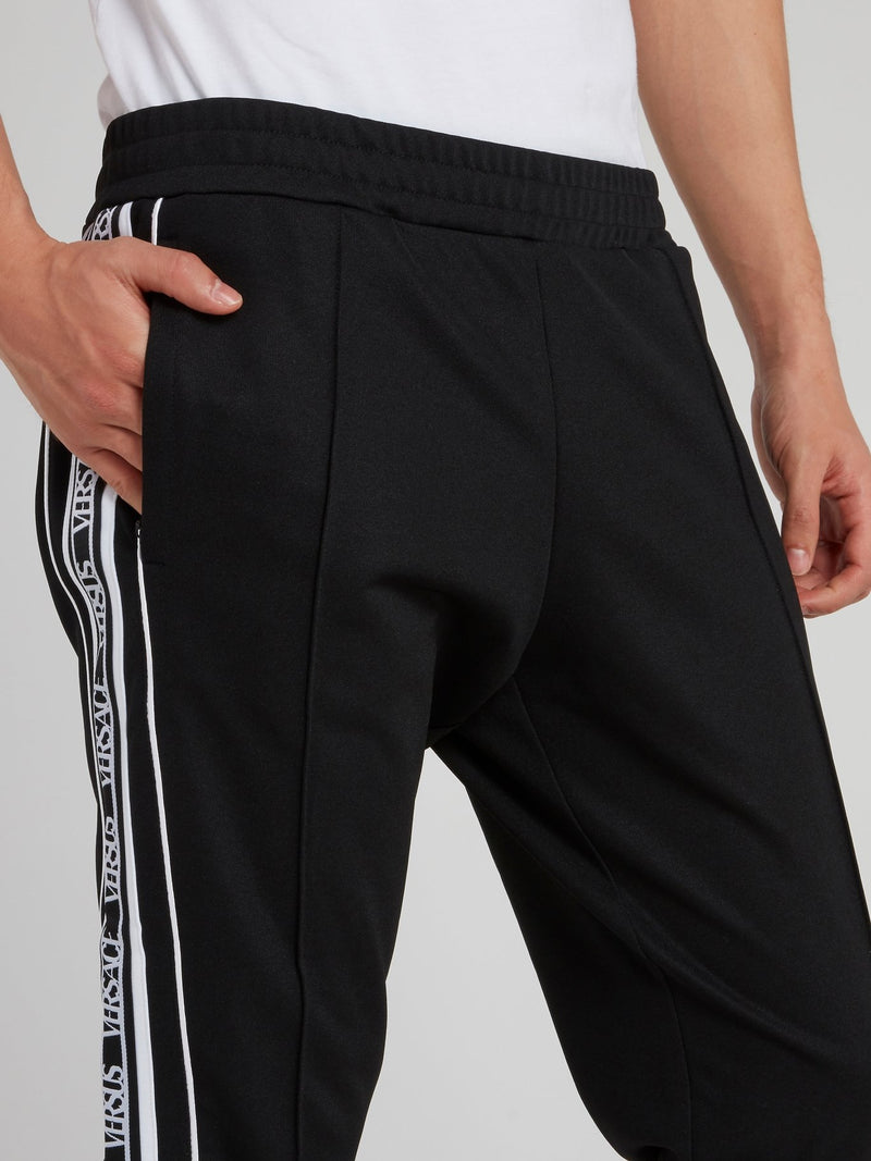 Черные спортивные брюки с логотипом и поясом в рубчик
