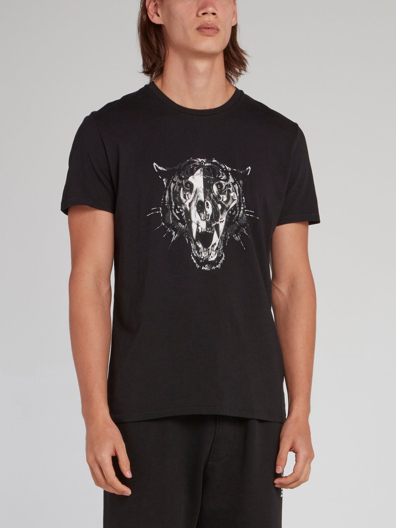 Черная хлопковая футболка с изображением головы леопарда